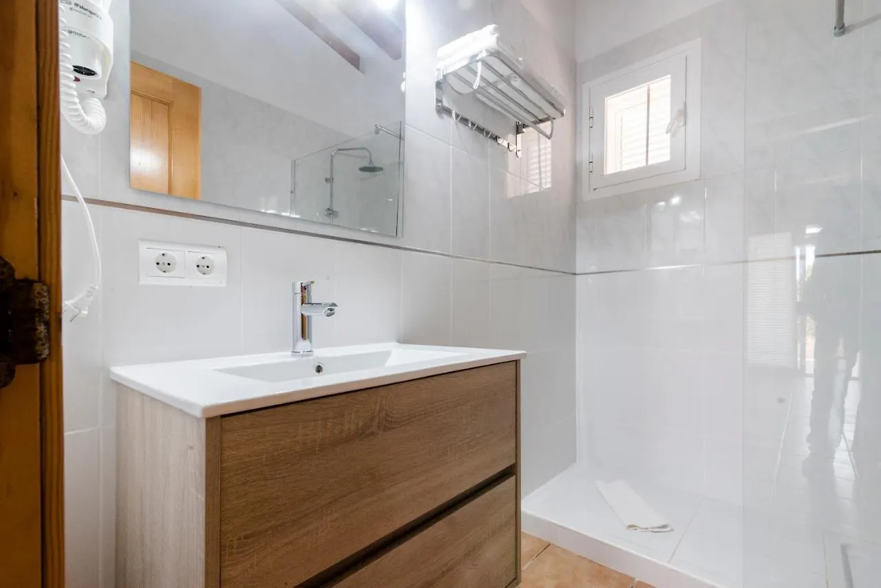 Apartments Es Clot Des Forn Es Pujols